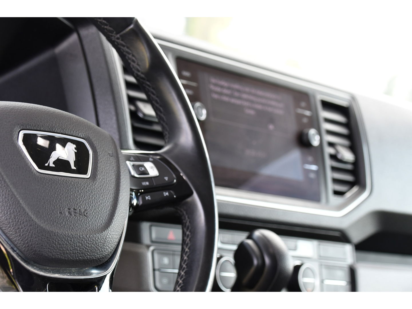 MAN TGE 3.180 35 2.0 L3H2 Black Edition Full Options! Adaptieve Cruise, Camera, Carplay, Clima, 177pk, LED, 2 x Schuifdeur, Automaat, Uniek!