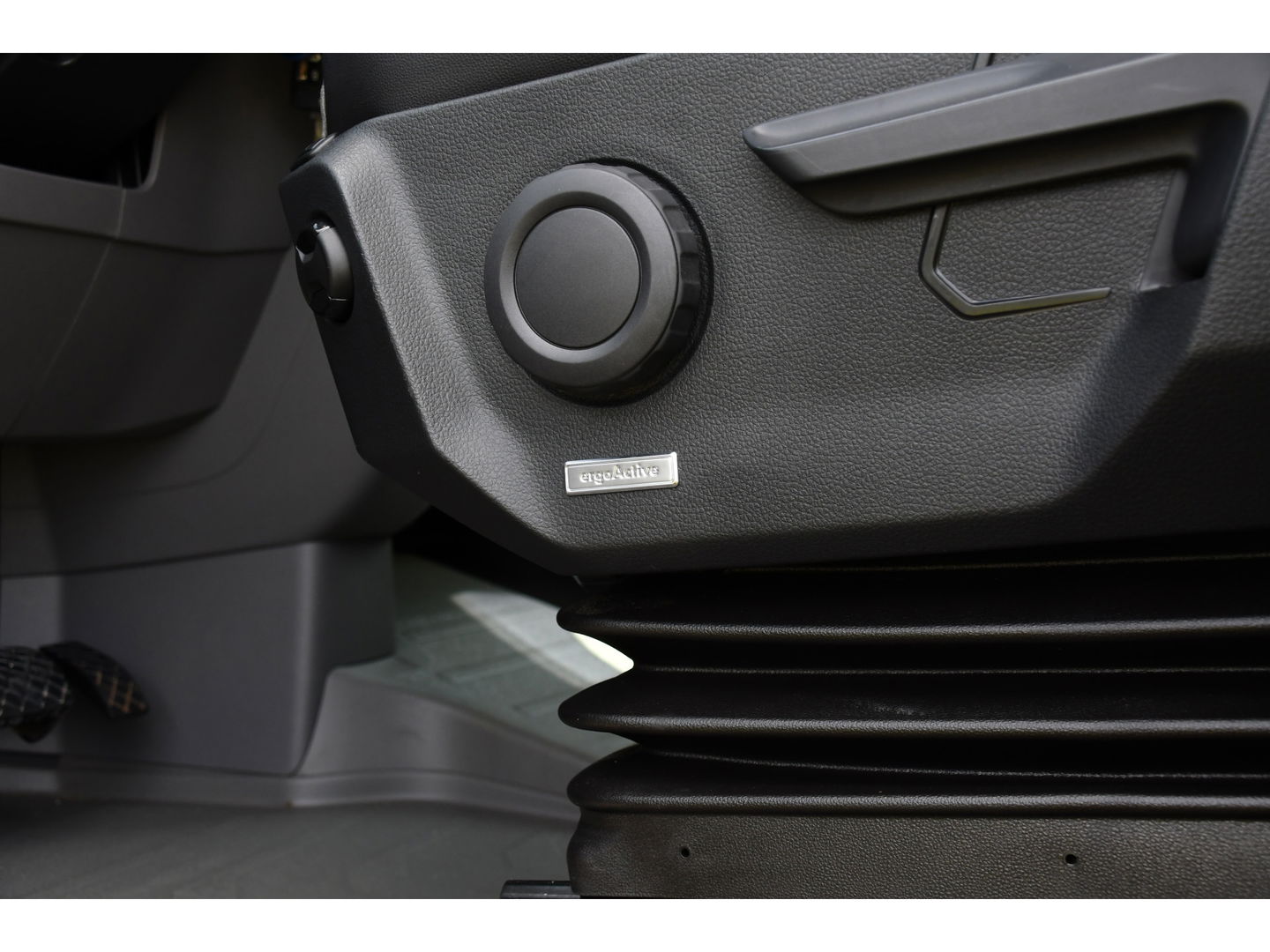 MAN TGE 3.180 35 2.0 L3H2 Black Edition Full Options! Adaptieve Cruise, Camera, Carplay, Clima, 177pk, LED, 2 x Schuifdeur, Automaat, Uniek!