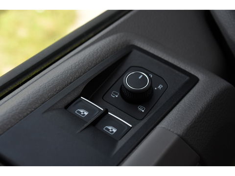 MAN TGE 3.180 35 2.0 L3H2 Black Edition Full Options! Adaptieve Cruise, Camera, Carplay, Clima, 177pk, LED, 2 x Schuifdeur, Automaat, Uniek!