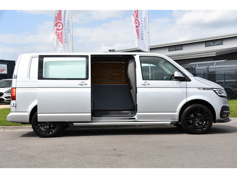 Volkswagen Transporter 2.0 TDI L2H1 Bulli Virtual, Adaptieve Cruise, Camera, Carplay, NAVI, LED, 150pk, Sensoren, Automaat, Uniek!