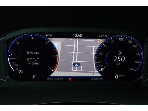 Volkswagen Transporter 2.0 TDI L2H1 Bulli Virtual, Adaptieve Cruise, Camera, Carplay, NAVI, LED, 150pk, Sensoren, Automaat, Uniek!
