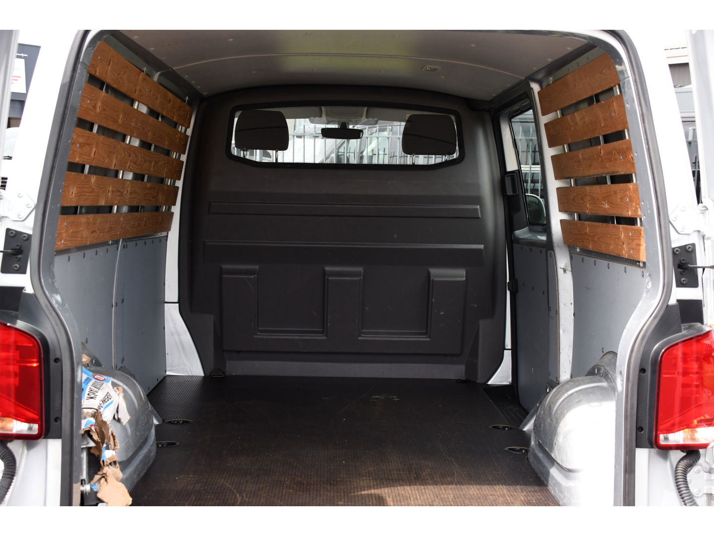 Volkswagen Transporter 2.0 TDI L2H1 Bulli Virtual, Adaptieve Cruise, Camera, Carplay, NAVI, LED, 150pk, Sensoren, Automaat, Uniek!