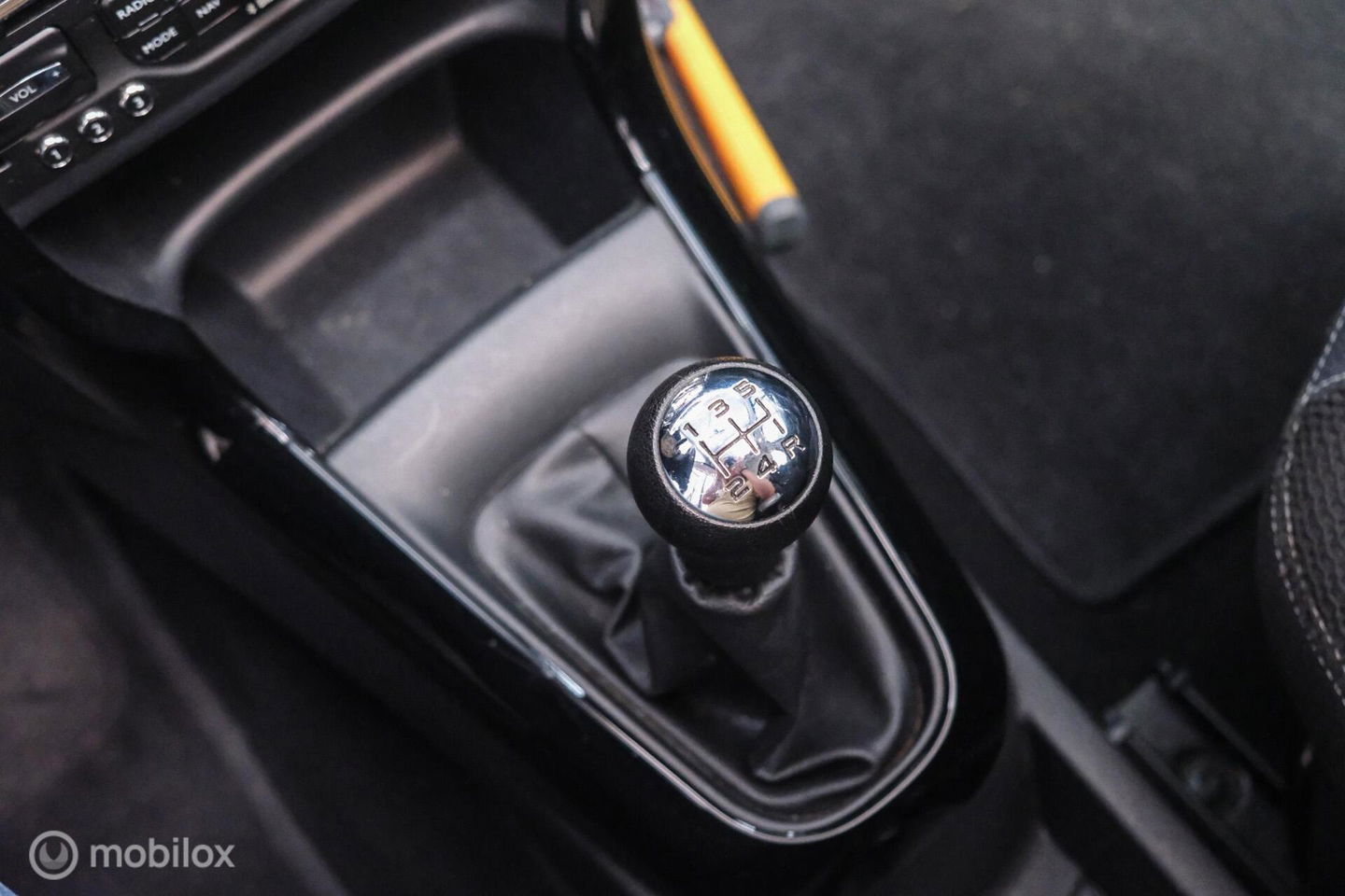 Citroën C3 1.2 VTi Collection | Trekhaak | D-Riem vervangen | Panoramadak | Navigatie | NAP auto NL |