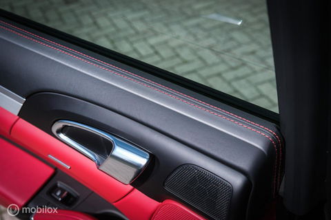 Porsche Cayenne 3.0 S E-Hybrid | Panorama | Trekhaak | Adaptive | Bicolor leder | LED | Memory | Stoelkoeling | NAP NL auto | Dealer onderhouden