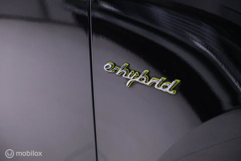 Porsche Cayenne 3.0 S E-Hybrid | Panorama | Trekhaak | Adaptive | Bicolor leder | LED | Memory | Stoelkoeling | NAP NL auto | Dealer onderhouden