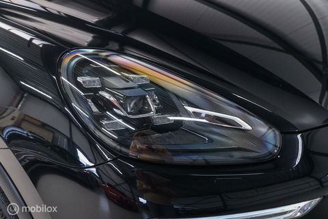 Porsche Cayenne 3.0 S E-Hybrid | Panorama | Trekhaak | Adaptive | Bicolor leder | LED | Memory | Stoelkoeling | NAP NL auto | Dealer onderhouden