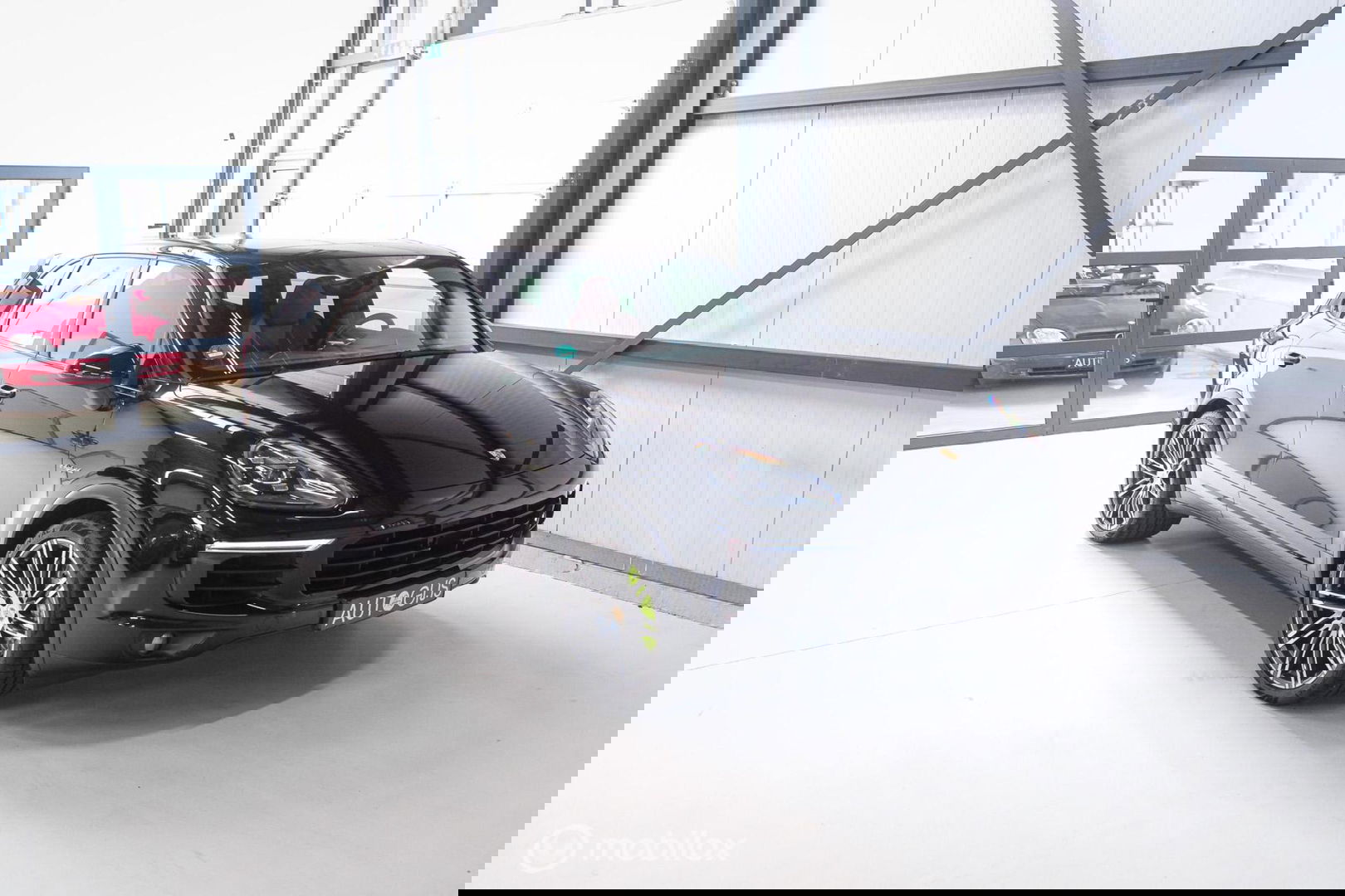 Porsche Cayenne 3.0 S E-Hybrid | Panorama | Trekhaak | Adaptive | Bicolor leder | LED | Memory | Stoelkoeling | NAP NL auto | Dealer onderhouden