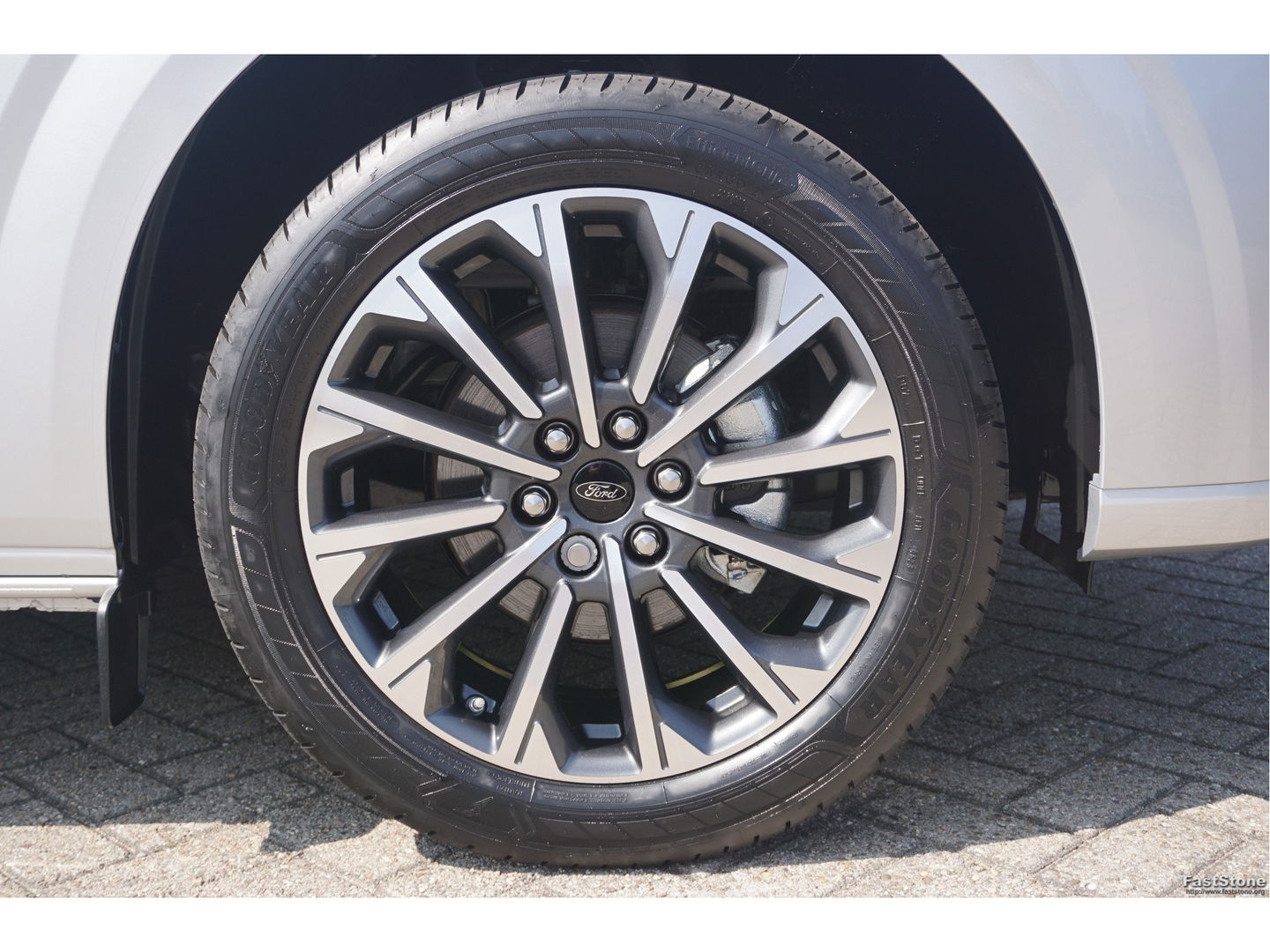 Ford Transit Custom 300L 170PK JWR Edition AUT BPM VRIJ!! Navi, ACC, Trekhaak, 360° Cam, 19" LM, 2x Schuifdeur!! NR. 112