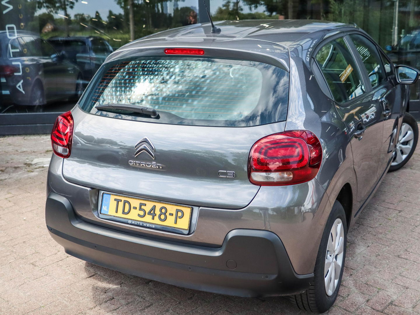 Citroën C3 1.2 PureTech Feel 82PK Navigatie | Climate | Cruise | Parkeersensoren
