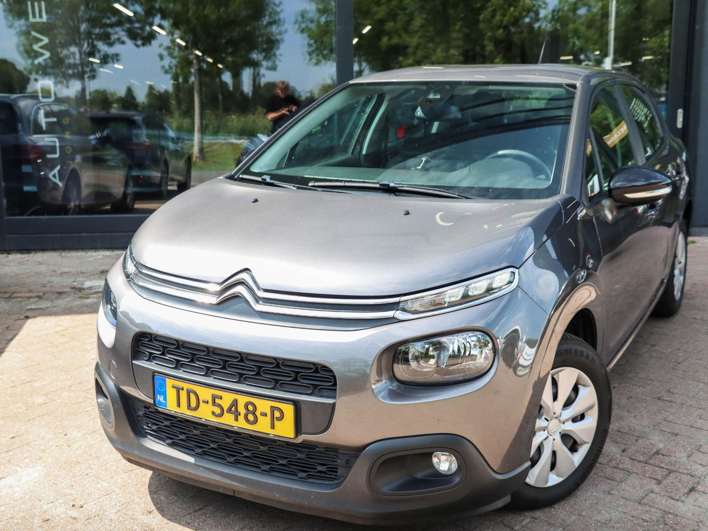 Citroën C3 1.2 PureTech Feel 82PK Navigatie | Climate | Cruise | Parkeersensoren