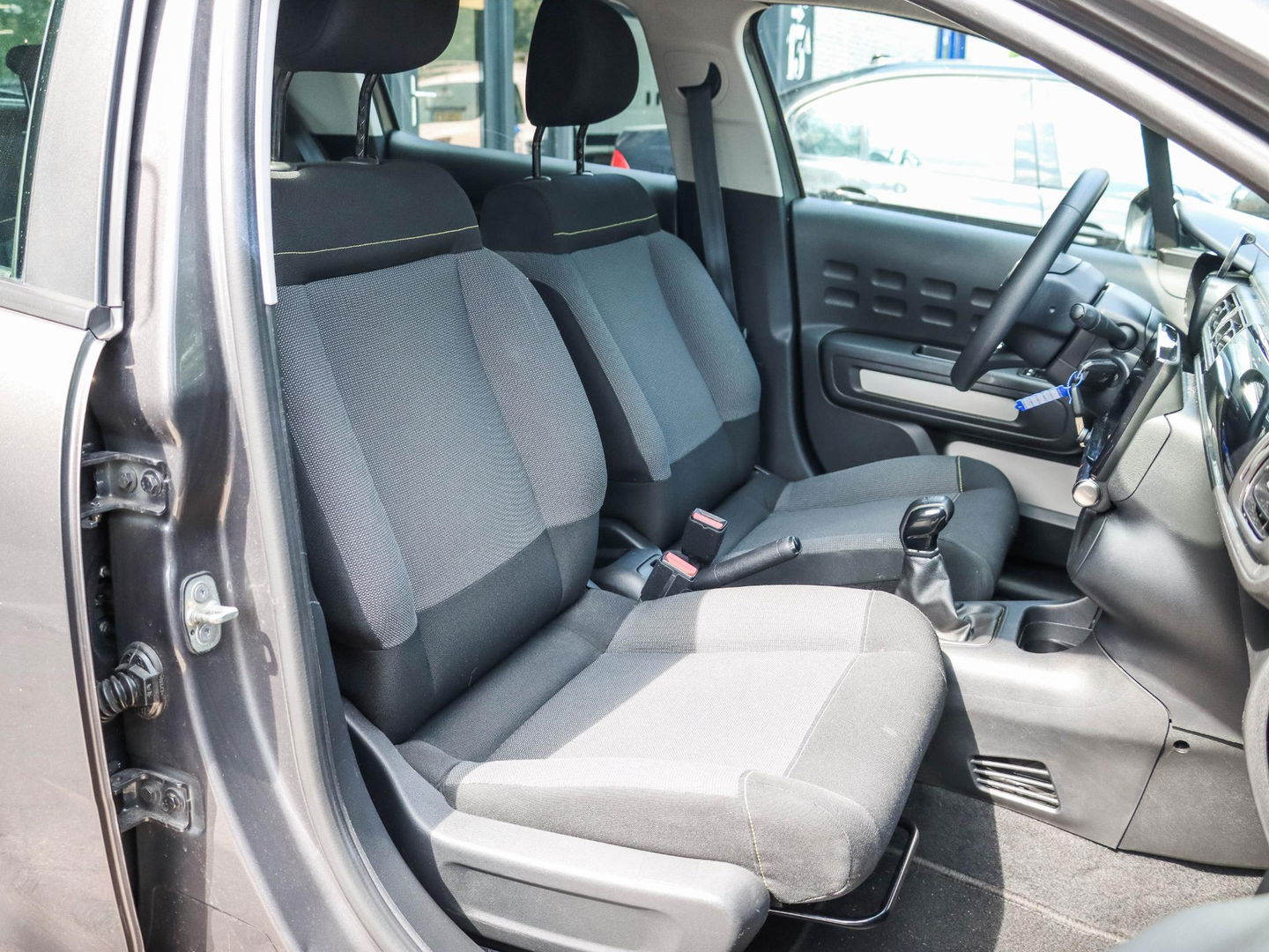 Citroën C3 1.2 PureTech Feel 82PK Navigatie | Climate | Cruise | Parkeersensoren