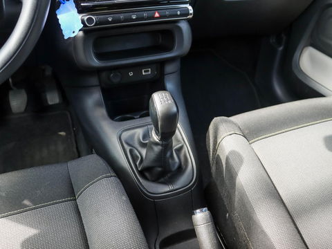 Citroën C3 1.2 PureTech Feel 82PK Navigatie | Climate | Cruise | Parkeersensoren