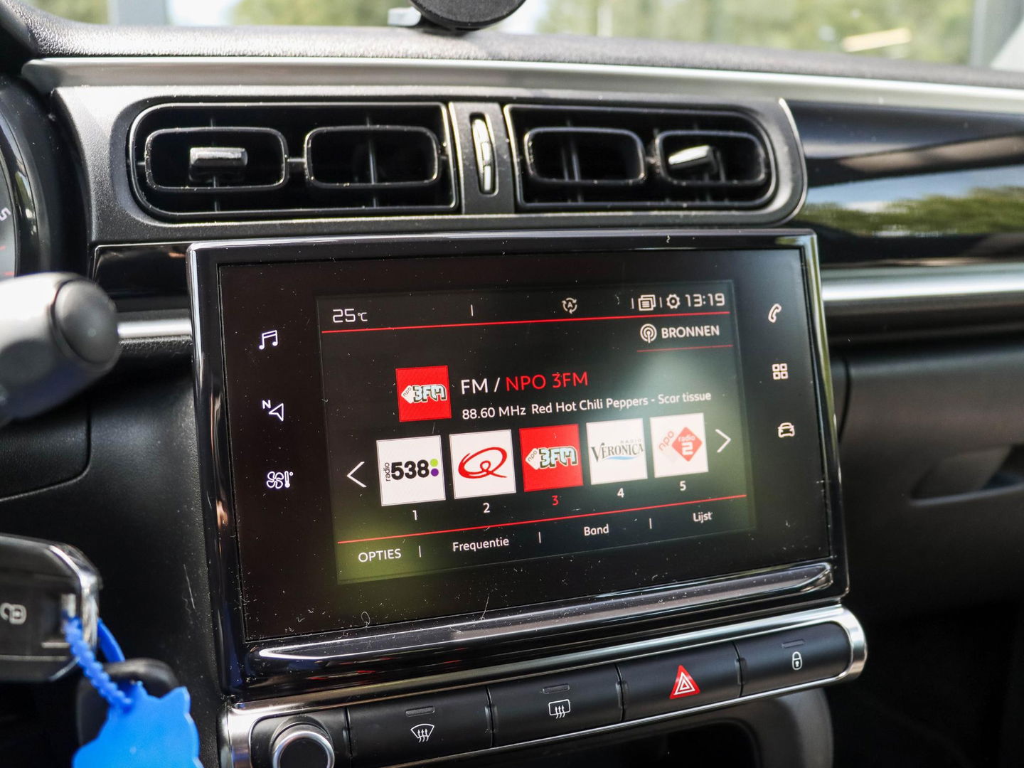 Citroën C3 1.2 PureTech Feel 82PK Navigatie | Climate | Cruise | Parkeersensoren
