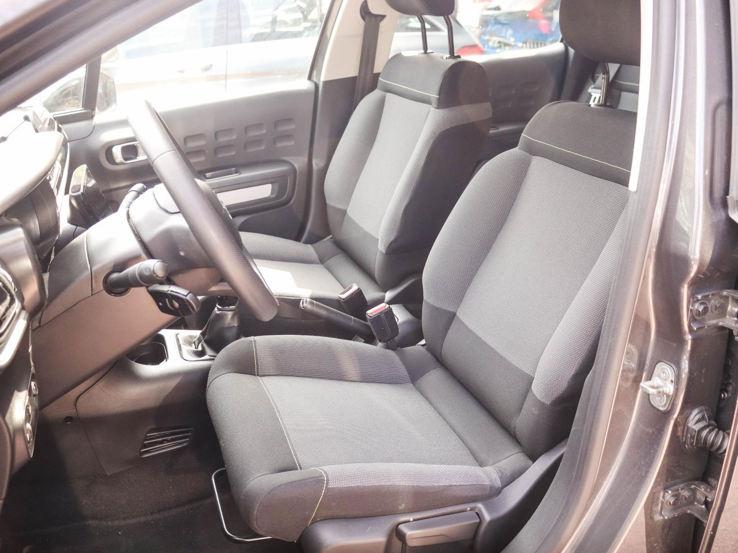 Citroën C3 1.2 PureTech Feel 82PK Navigatie | Climate | Cruise | Parkeersensoren