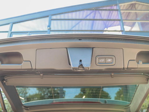 Volvo XC60 T8 Plug-in hybrid AWD Plus Dark 455PK | 20'' | 360 cam | Harman Kardon | Schuifdak