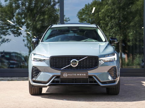Volvo XC60 T8 Plug-in hybrid AWD Plus Dark 455PK | 20'' | 360 cam | Harman Kardon | Schuifdak