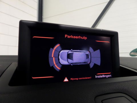 Audi A1 Sportback 1.2 TFSI Admired S-Line "Origineel NL!" Panoramadak Navigatie Bluetooth 17"Velgen, van 2e eigenaar in nieuwstaat