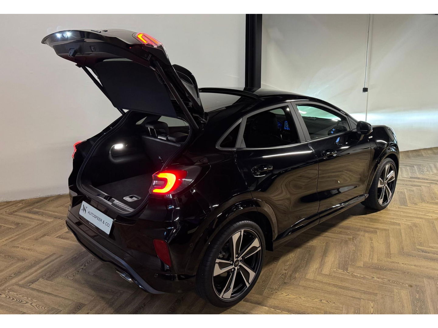 Ford Puma 1.0 EcoBoost Hybrid ST-Line X PANO KEYLESS