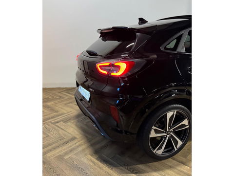 Ford Puma 1.0 EcoBoost Hybrid ST-Line X PANO KEYLESS
