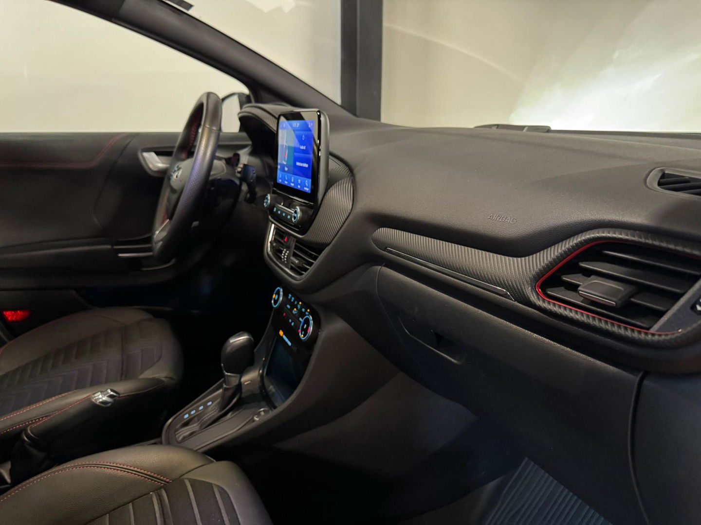 Ford Puma 1.0 EcoBoost Hybrid ST-Line X PANO KEYLESS