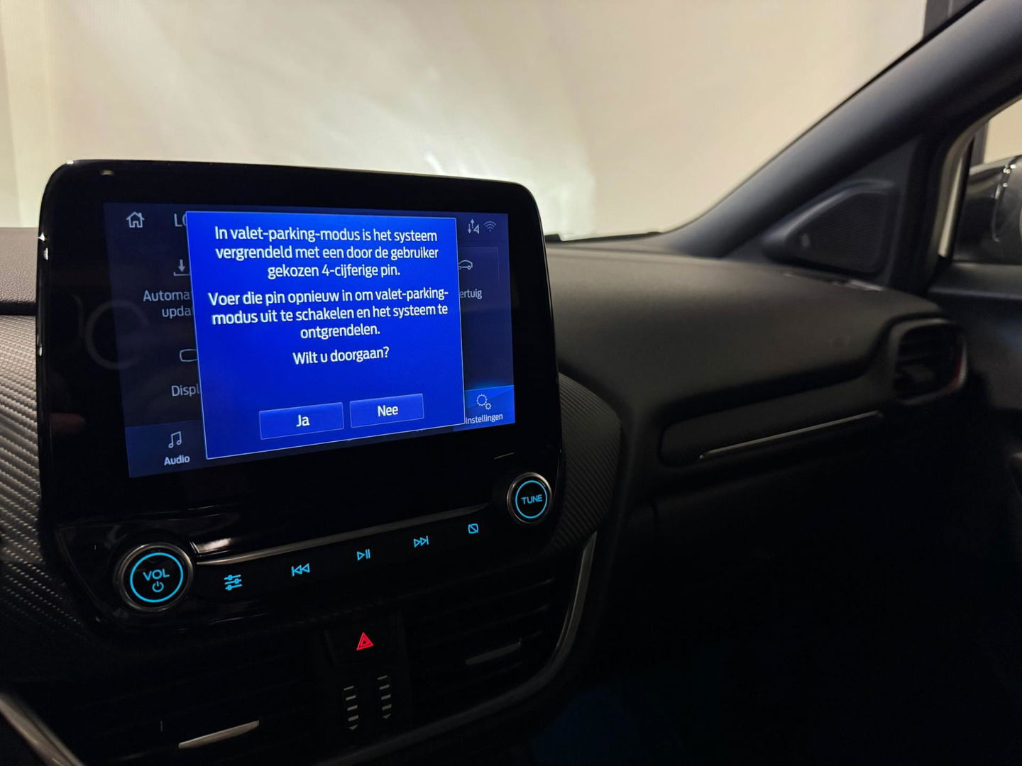 Ford Puma 1.0 EcoBoost Hybrid ST-Line X PANO KEYLESS