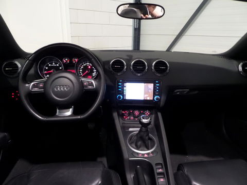 Audi TT Roadster 2.0 TFSI "Nieuwe distr.riem" Apple-Carplay Stoelverwarming Parkeersens. Youngtimer, van 2e eigenaar in nieuwstaat