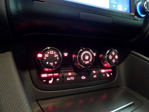 Audi TT Roadster 2.0 TFSI "Nieuwe distr.riem" Apple-Carplay Stoelverwarming Parkeersens. Youngtimer, van 2e eigenaar in nieuwstaat