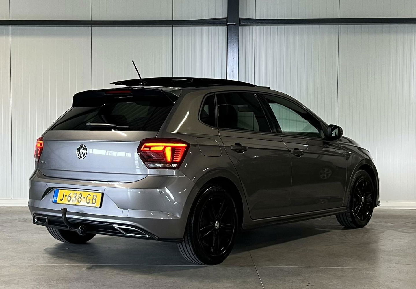 Volkswagen Polo 1.0 TSI 2X R-line Pano Virtual Carplay Sfeer