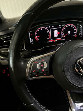 Volkswagen Polo 1.0 TSI 2X R-line Pano Virtual Carplay Sfeer