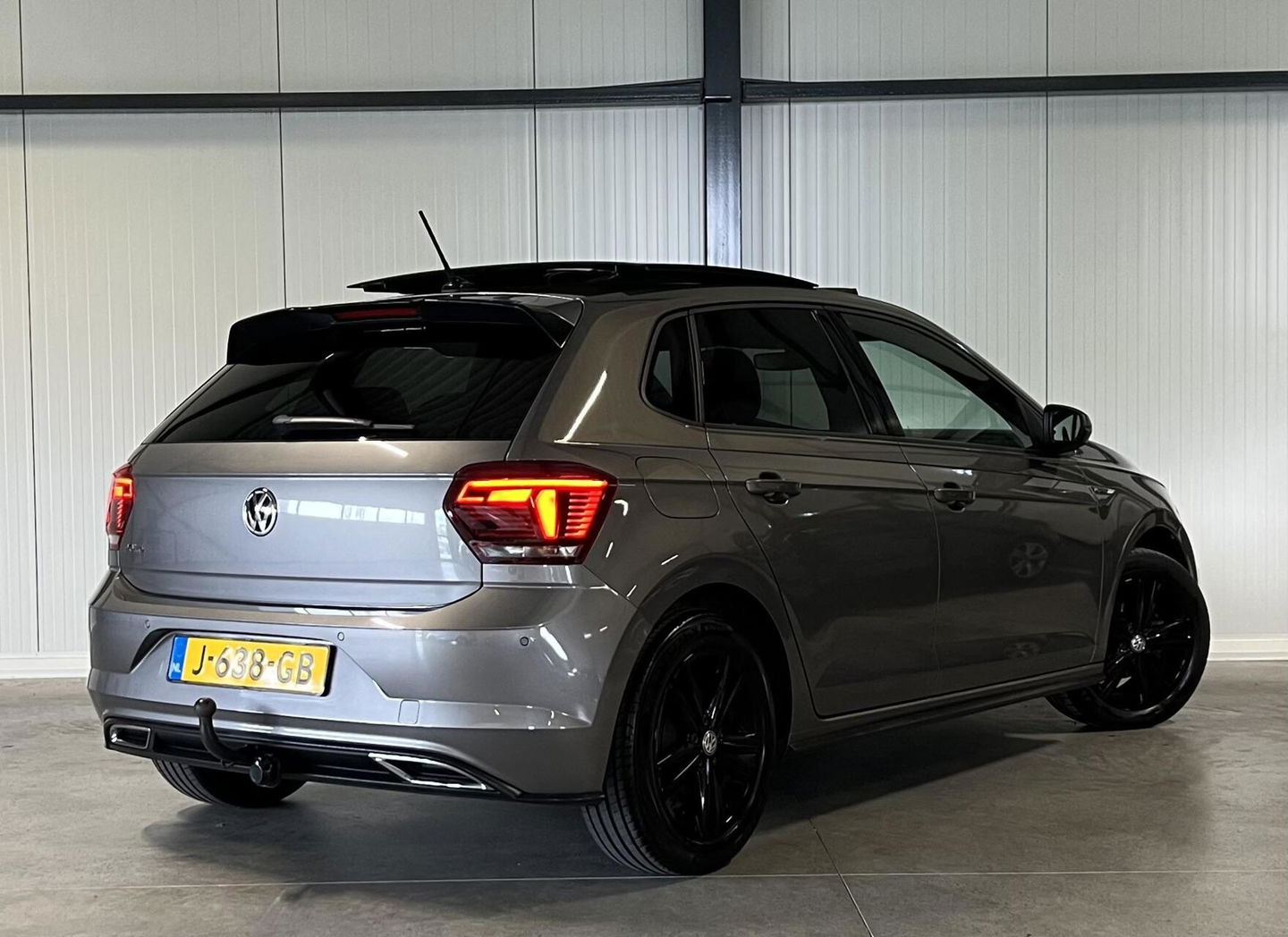 Volkswagen Polo 1.0 TSI 2X R-line Pano Virtual Carplay Sfeer