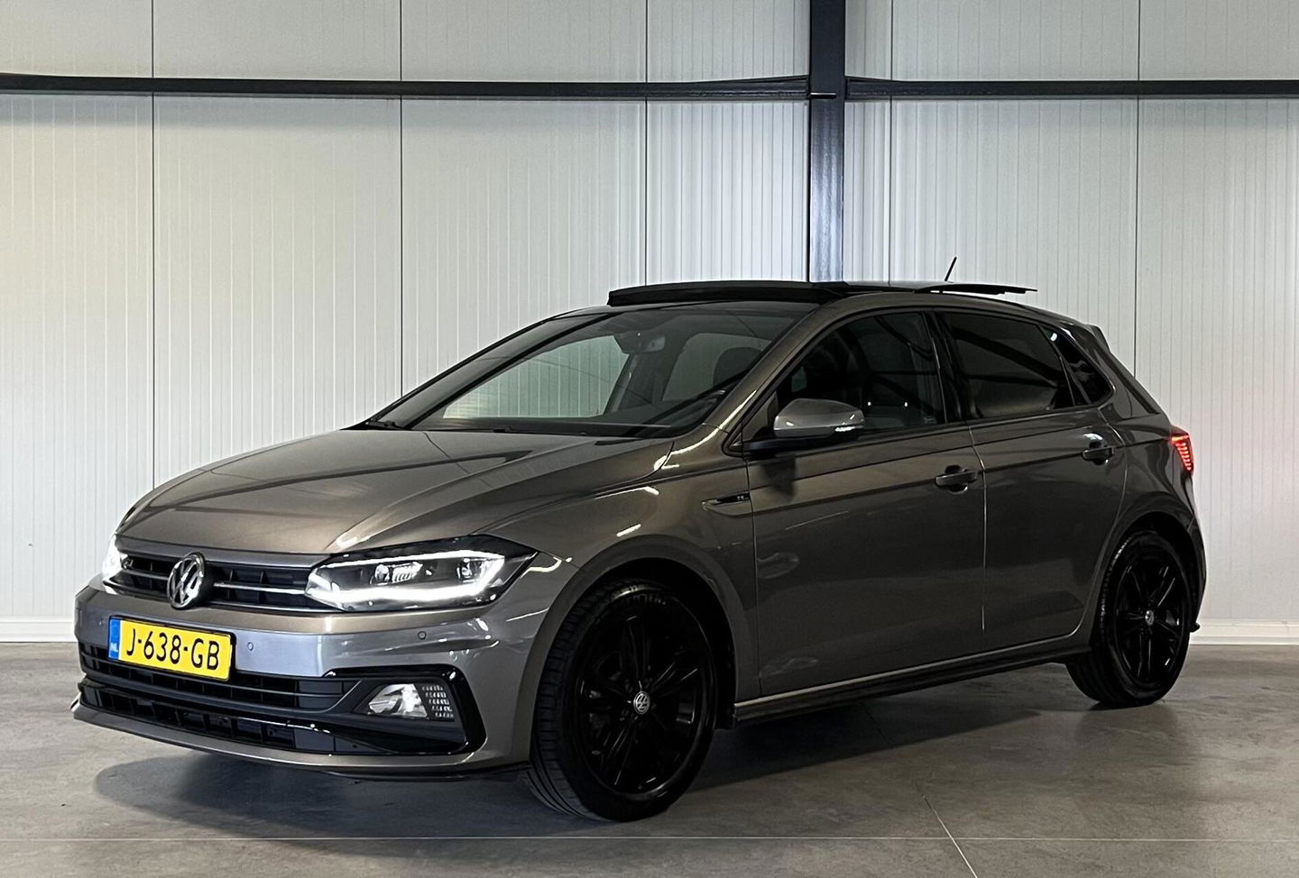 Volkswagen Polo 1.0 TSI 2X R-line Pano Virtual Carplay Sfeer