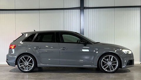 Audi A3 Sportback 35 TFSI S-line Virtual Carplay Black Optic