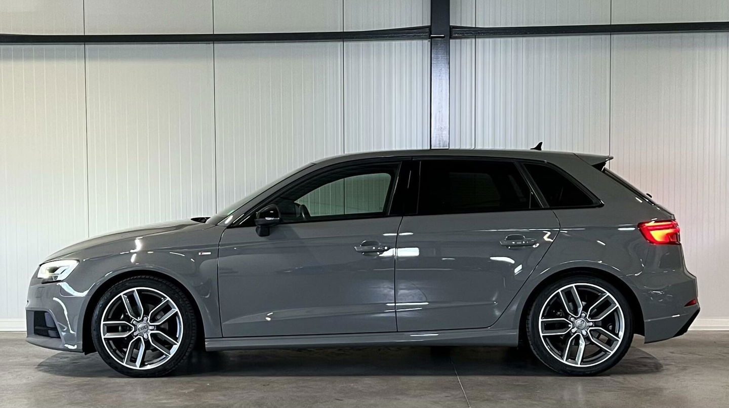 Audi A3 Sportback 35 TFSI S-line Virtual Carplay Black Optic