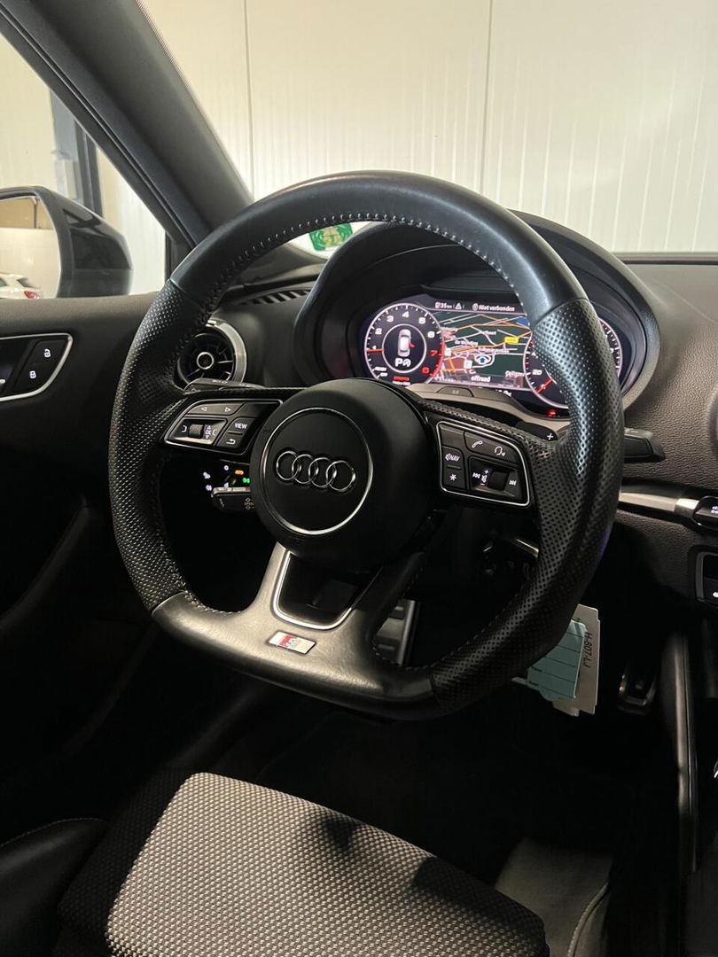 Audi A3 Sportback 35 TFSI S-line Virtual Carplay Black Optic