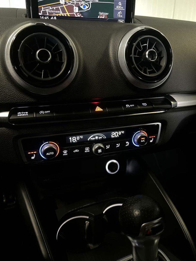 Audi A3 Sportback 35 TFSI S-line Virtual Carplay Black Optic