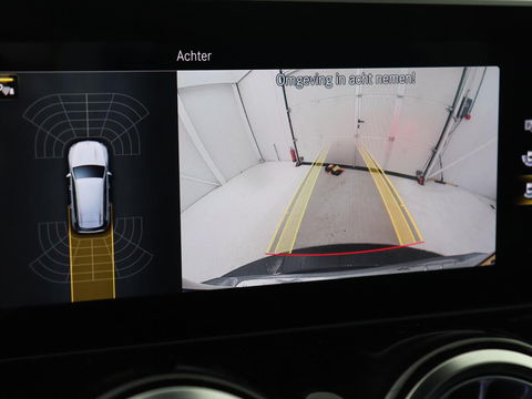 Mercedes-Benz GLB 200 Business Solution AMG 7-persoons | Stoelverwarming | Leder/Alcantara | Side Assist | Navigatie | Full LED | Widescreen | Park Assist