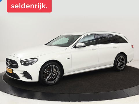 Mercedes-Benz E-Klasse 300e AMG | Trekhaak | Stoelverwarming | Camera | Carplay | Leder/Alcantara | Navigatie | Widescreen | Full LED | Sfeerverlichting | PHEV | Plug In