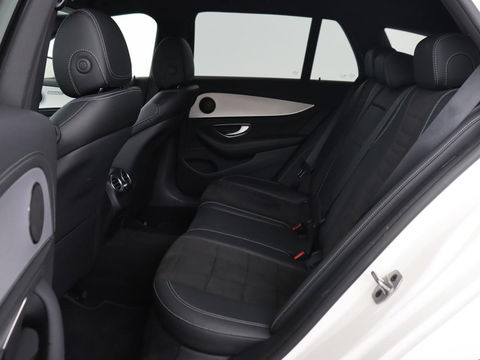 Mercedes-Benz E-Klasse 300e AMG | Trekhaak | Stoelverwarming | Camera | Carplay | Leder/Alcantara | Navigatie | Widescreen | Full LED | Sfeerverlichting | PHEV | Plug In