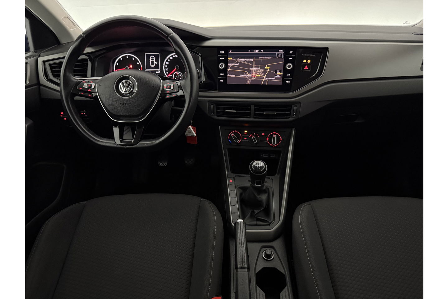 Volkswagen Polo 1.0 TSI Airco Carplay Cruise LED 17"LMV Navigatie Elektrpakket