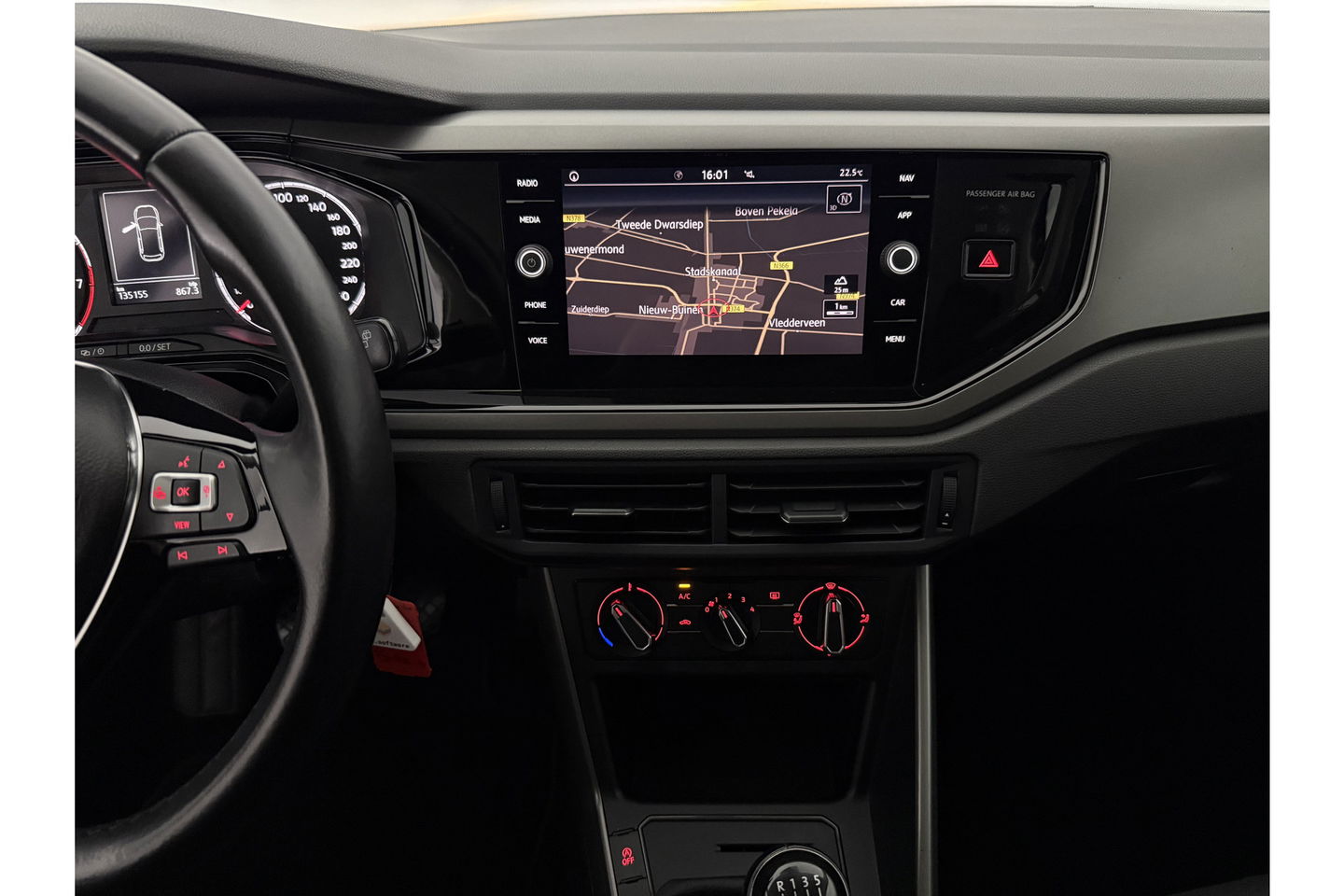 Volkswagen Polo 1.0 TSI Airco Carplay Cruise LED 17"LMV Navigatie Elektrpakket