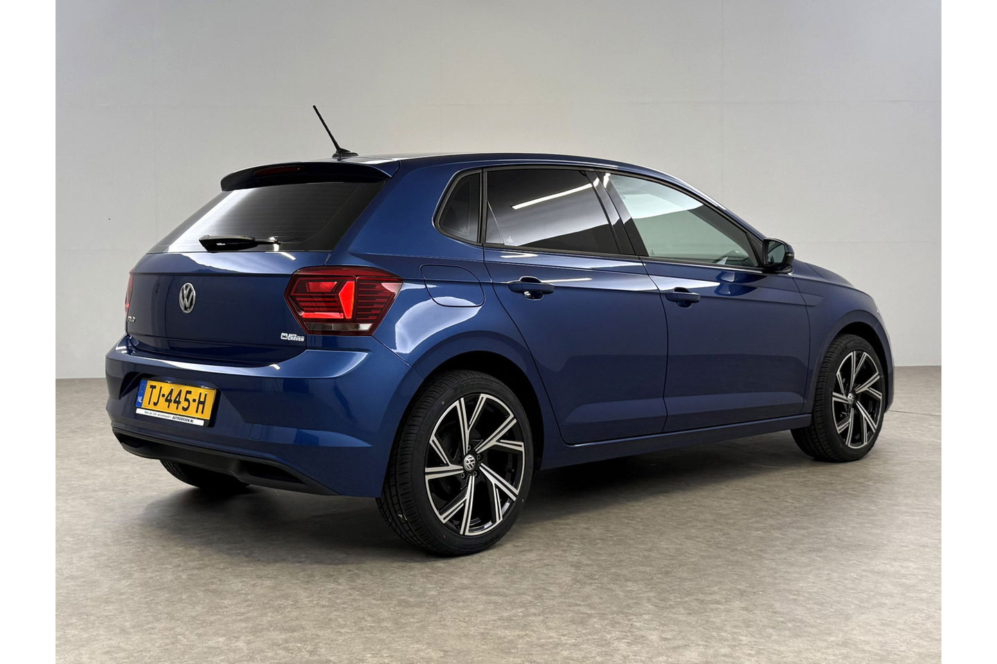 Volkswagen Polo 1.0 TSI Airco Carplay Cruise LED 17"LMV Navigatie Elektrpakket