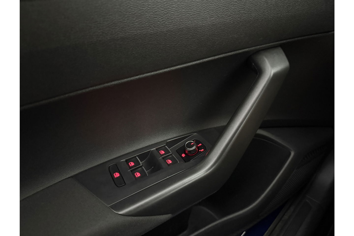 Volkswagen Polo 1.0 TSI Airco Carplay Cruise LED 17"LMV Navigatie Elektrpakket