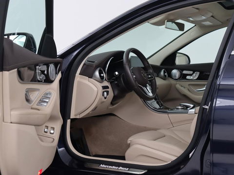 Mercedes-Benz C-Klasse 300e Avantgarde Luxury | Panoramadak | Luchtvering | Burmester | Stuurverwarming | 360 Camera | Leder | Stoelverwarming | Memory | Carplay | Sfeerverlichting | Matrix LED | PHEV | Plug In