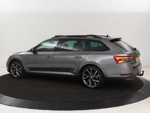 Škoda Superb 1.4 TSI iV Sportline | Panoramadak | Stoelverwarming | Adaptive cruise | Alcantara | Sfeerverlichting | Camera | Virtual Cockpit | Matrix LED | PHEV | Plug In