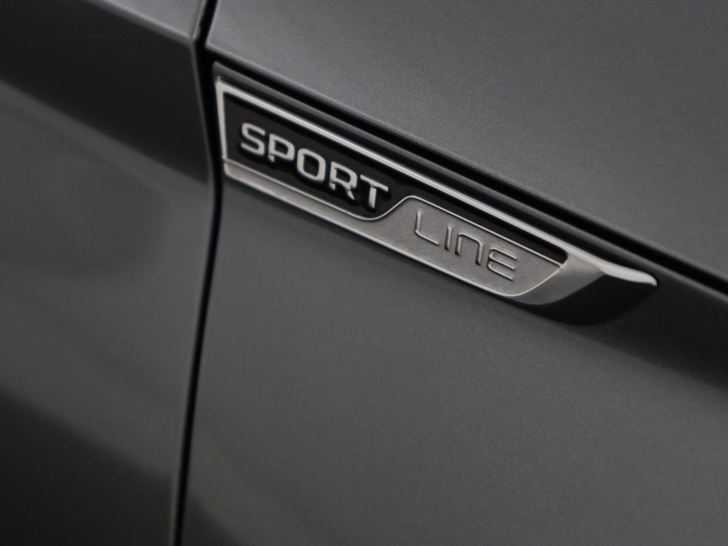 Škoda Superb 1.4 TSI iV Sportline | Panoramadak | Stoelverwarming | Adaptive cruise | Alcantara | Sfeerverlichting | Camera | Virtual Cockpit | Matrix LED | PHEV | Plug In