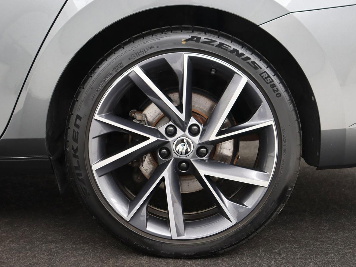 Škoda Superb 1.4 TSI iV Sportline | Panoramadak | Stoelverwarming | Adaptive cruise | Alcantara | Sfeerverlichting | Camera | Virtual Cockpit | Matrix LED | PHEV | Plug In