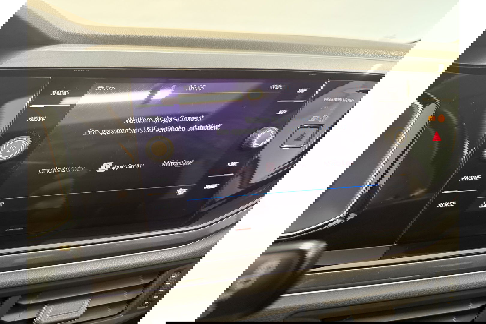 Volkswagen Polo 1.5 TSI R-line 150PK DSG Pano LED ACC Carplay Clima Navi 17"LMV