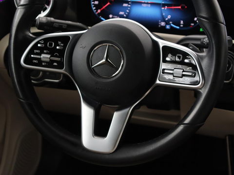Mercedes-Benz CLA-Klasse Shooting Brake 180 Luxury Line | Leder | Adaptive cruise | Stoelverwarming | Camera | Matrix LED | Carplay | Sfeerverlichting | Widescreen | Keyless