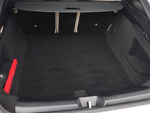 Mercedes-Benz CLA-Klasse Shooting Brake 180 Luxury Line | Leder | Adaptive cruise | Stoelverwarming | Camera | Matrix LED | Carplay | Sfeerverlichting | Widescreen | Keyless