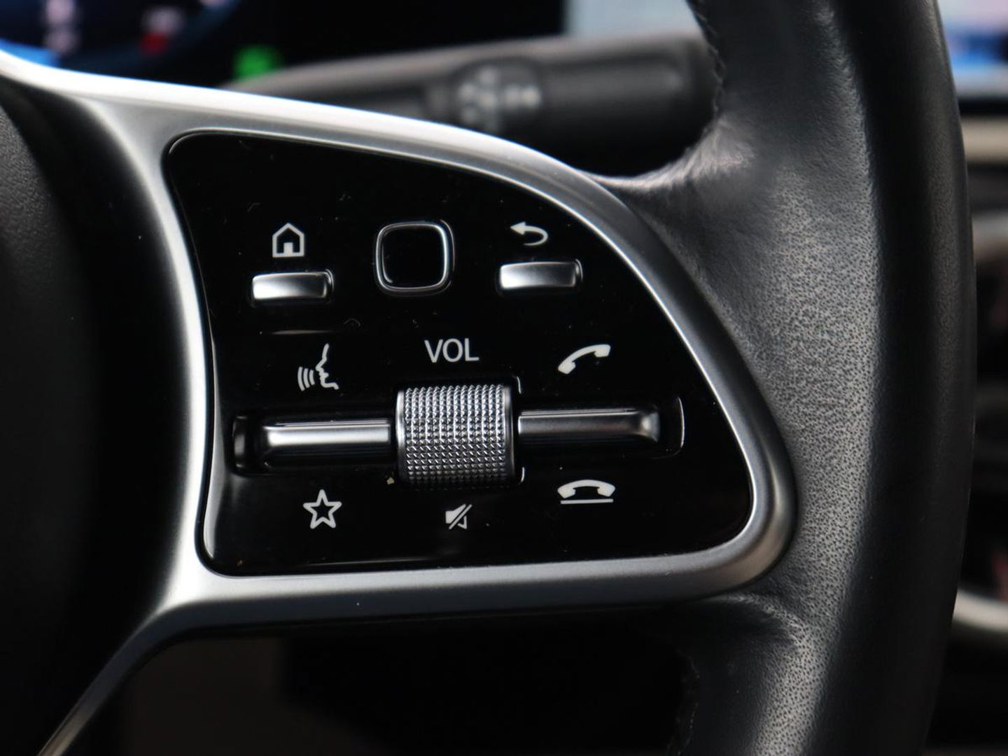 Mercedes-Benz CLA-Klasse Shooting Brake 180 Luxury Line | Leder | Adaptive cruise | Stoelverwarming | Camera | Matrix LED | Carplay | Sfeerverlichting | Widescreen | Keyless
